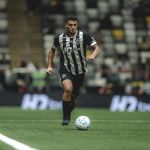 Victor Hugo aponta responsáveis por vexame do Atlético e comenta ausência de Hulk