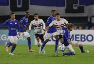 São Paulo empata com Millonarios e segue líder do grupo na Sul-Americana