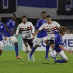 São Paulo empata com Millonarios e segue líder do grupo na Sul-Americana