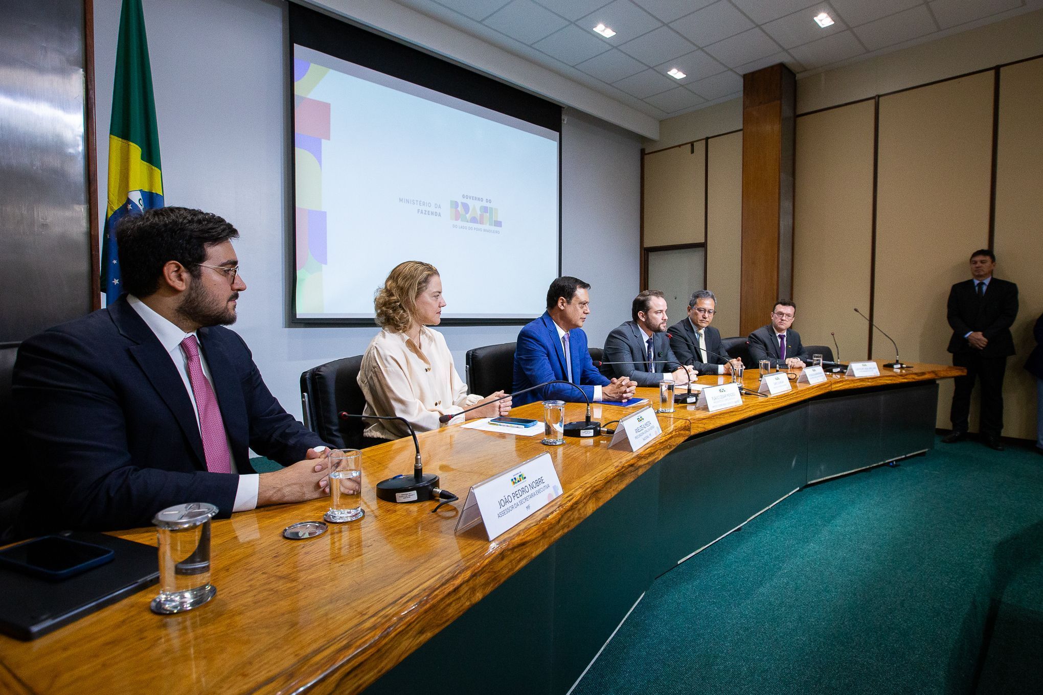 Empresas que descumprirem a reforma tributária podem ser multadas em 2027