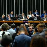 Dosimetria: Congresso impõe nova derrota a Lula e derruba veto à redução de penas do 8/1