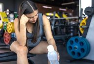 Treinar em jejum funciona para eu queimar gordura ou é mito de academia? Veja a resposta