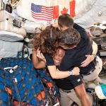 Astronautas da Artemis II estão bem após retorno à Terra, confirma Nasa