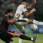 Yuri Alberto explica problema que quase o tirou de Platense x Corinthians