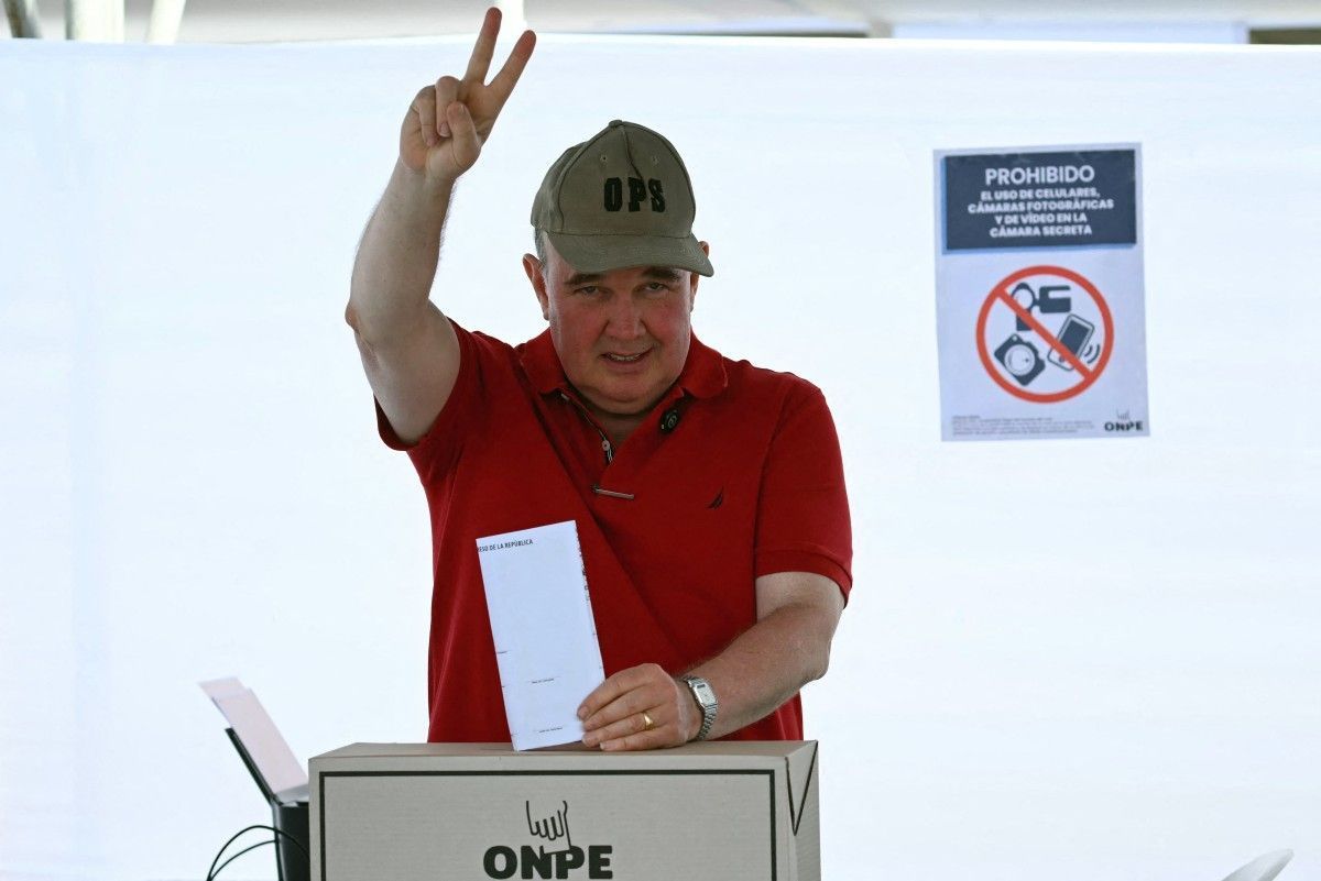 'Dinheiro por provas': entenda a estratégia polêmica de candidato nas eleições peruanas