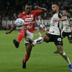 Corinthians vence Santa Fe na Arena e mantém 100% pela Libertadores