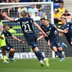 Borussia perde fora de casa, e Bayern põe as mãos na taça da Bundesliga