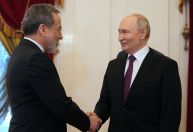 Putin se reúne com chanceler iraniano e aponta apoio ao país na guerra