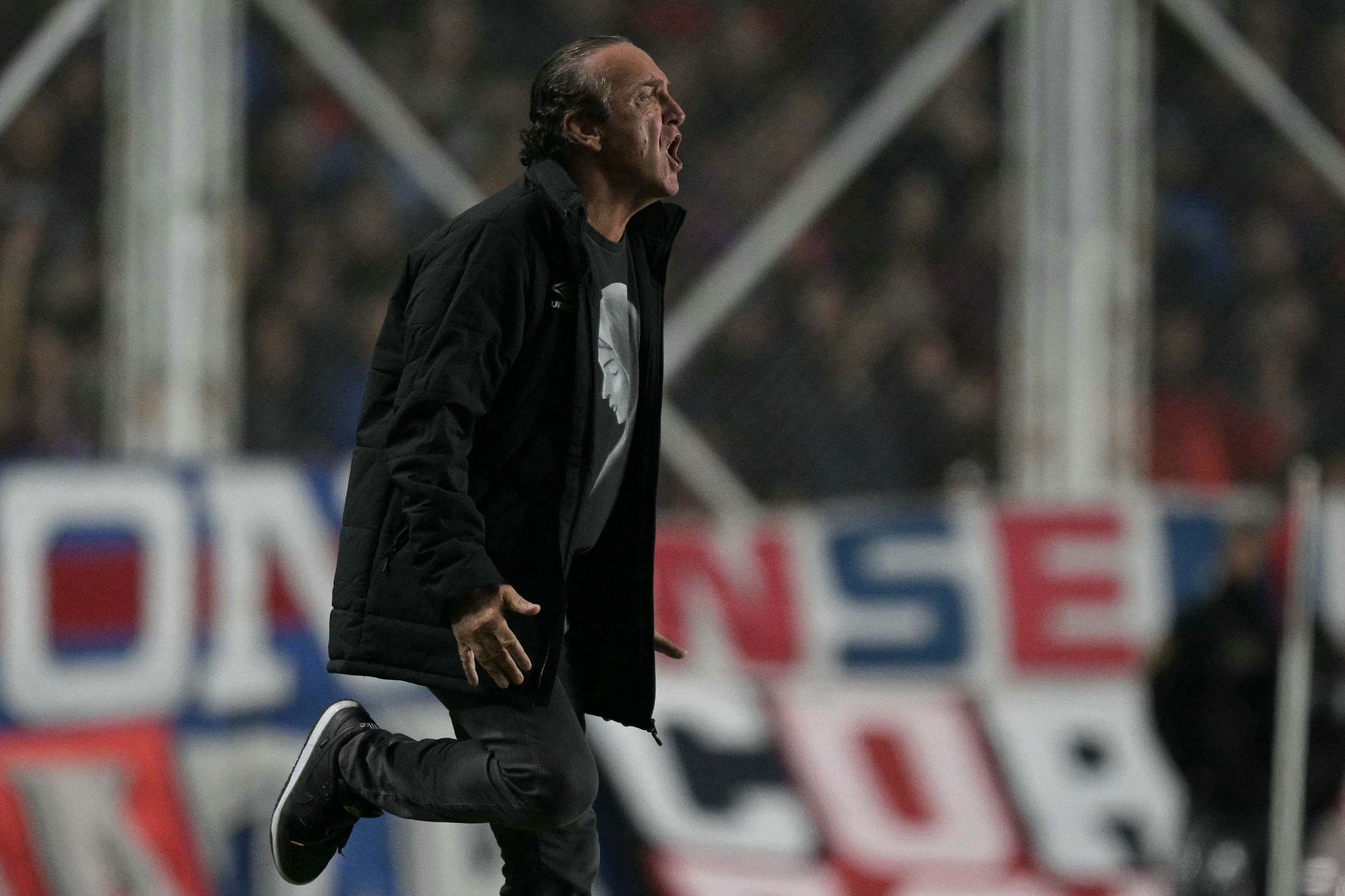 Cuca diz se Neymar e Gabigol podem desfalcar Santos contra o Palmeiras