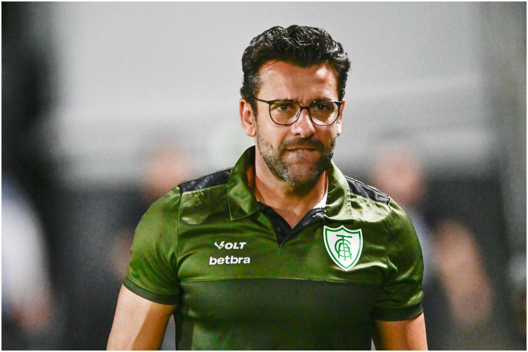 América anuncia demissão do técnico Alberto Valentim após goleada