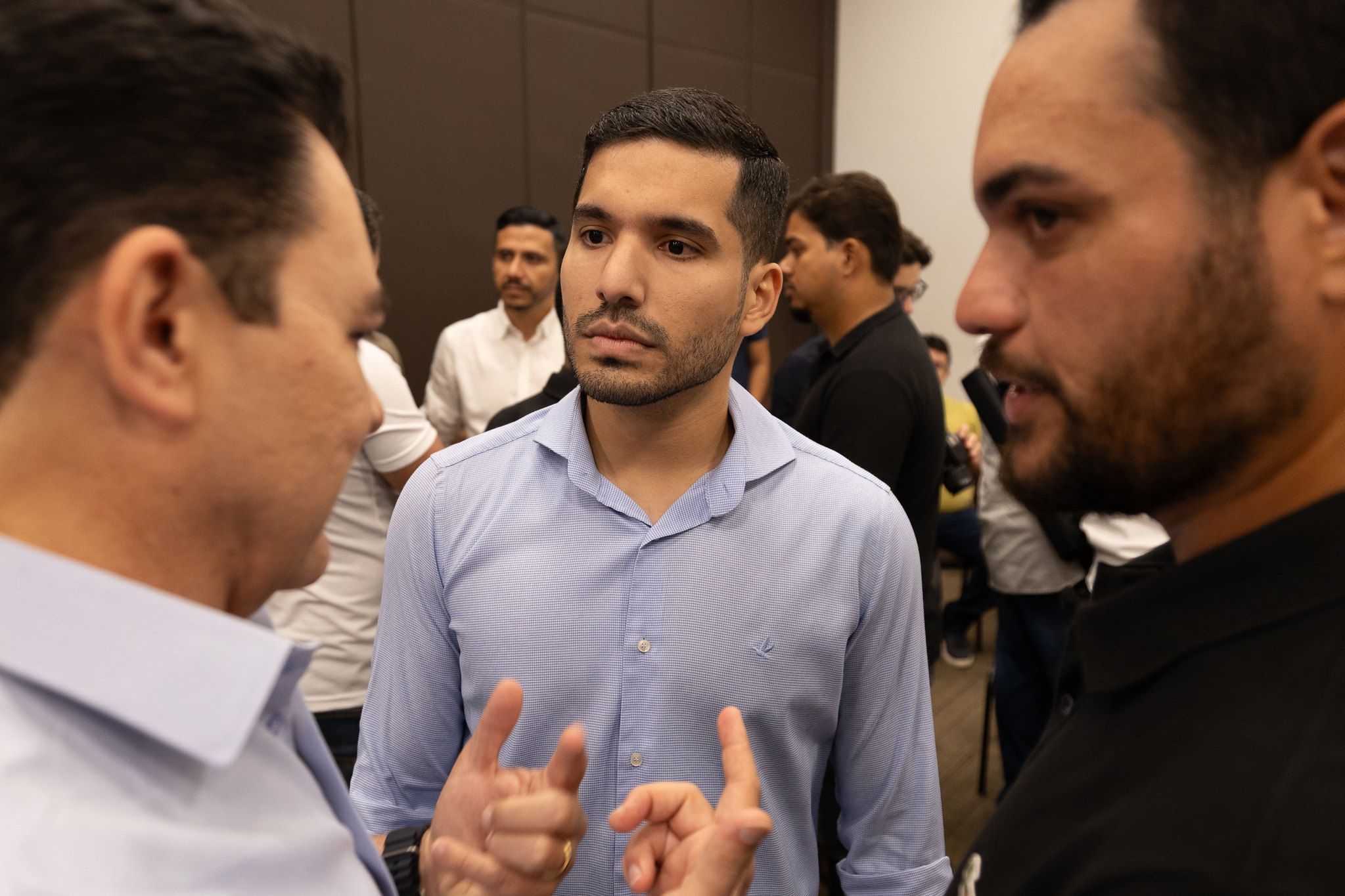 Prefeitura de Fortaleza vai autuar deputado do PL por descarte irregular de resíduos