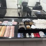 PM prende dois homens e apreende adolescente e drogas durante operação em SP