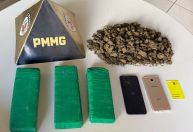 Denúncias entregam homem em Ipatinga que transportava três barras de maconha em ônibus