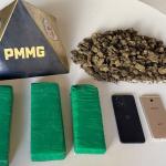 Denúncias entregam homem em Ipatinga que transportava três barras de maconha em ônibus