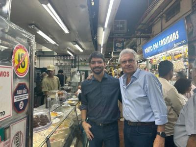 Cássio Soares e Ronaldo Caiado em visita ao Mercado Central