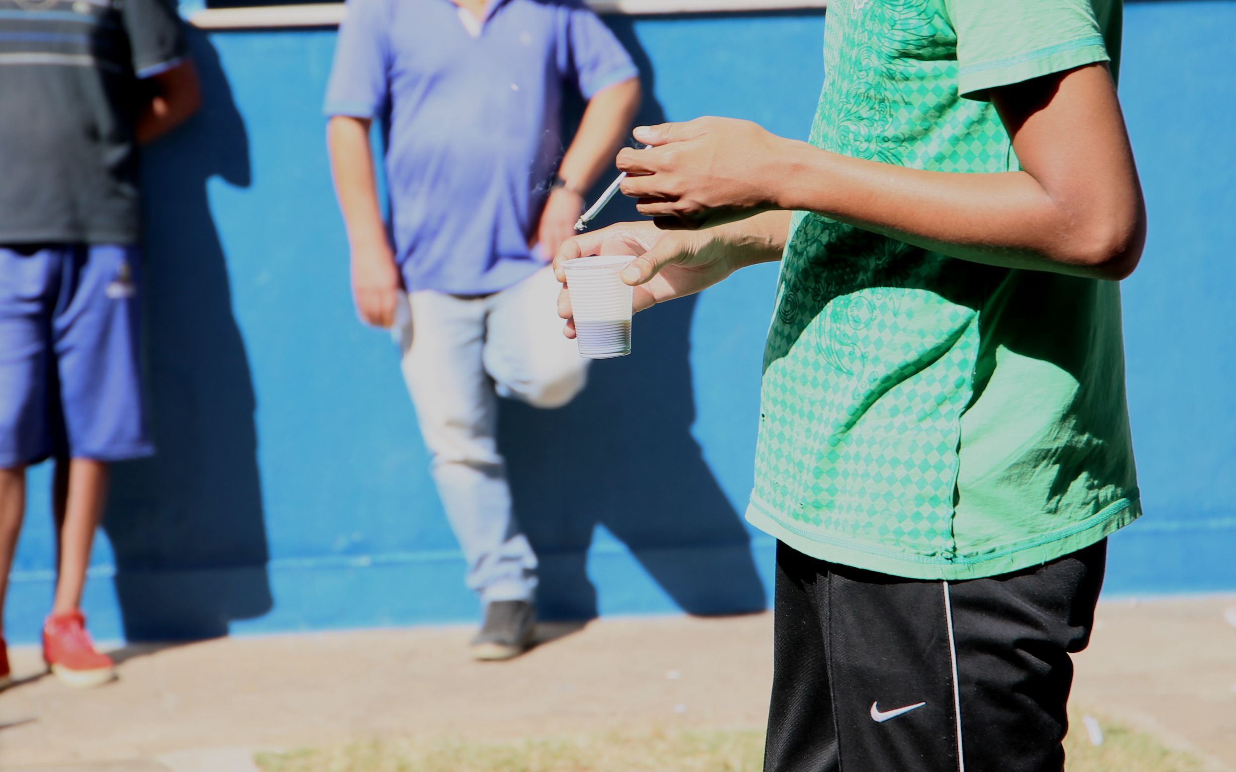 No hype do Reino Unido, deputado quer proibir a venda de cigarros a nascidos após 2009