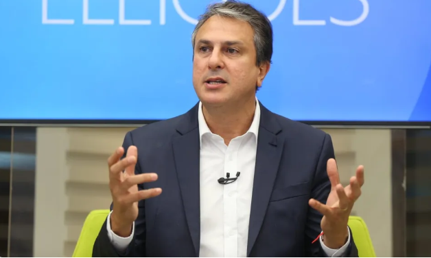 Indicação de título a Camilo Santana gera repúdio de entidades da UFOP