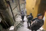 Vídeo: confira os bastidores de uma operação da Rotam no Aglomerado da Serra, em BH