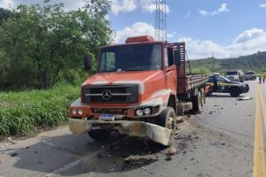 Caminhoneiro descreve dinâmica do acidente com carro da TV Band Minas em Sabará, na BR-381