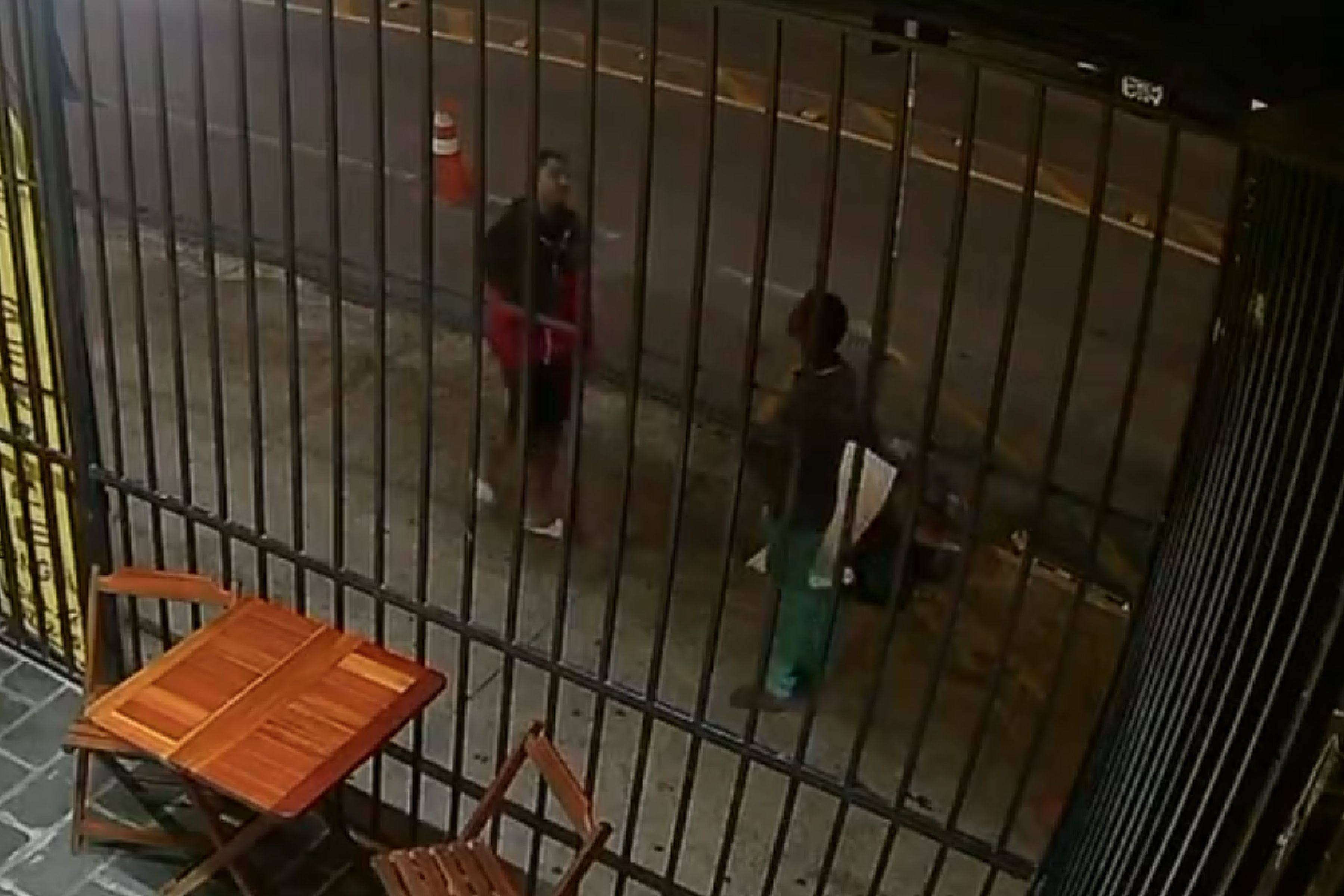 Vídeo: homem é morto após acusar rival de ter relações com a sua mulher em BH