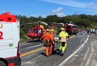 PRF libera pista da BR-251 após acidente com 2 mortos e 8 feridos no Norte de Minas
