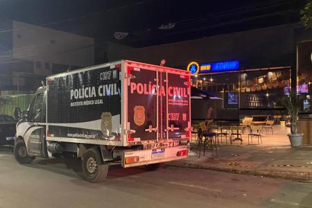 Dono de bar na Pampulha, em BH, lamenta assassinato de irmãos e se organiza para reabrir: 'Vai ser superado'
