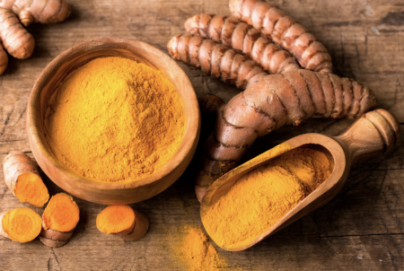Cúrcuma faz bem para saúde mas precisamos saber como consumir.