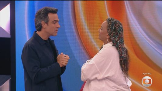 Tadeu Schmidt conversa com Solange Couto após eliminação