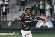 John Kennedy lamenta empate com o Coritiba e reage ao bom momento pelo Fluminense