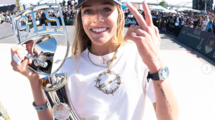 Sem Rayssa Leal, australiana confirma favoritismo e vence etapa de Los Angeles na SLS