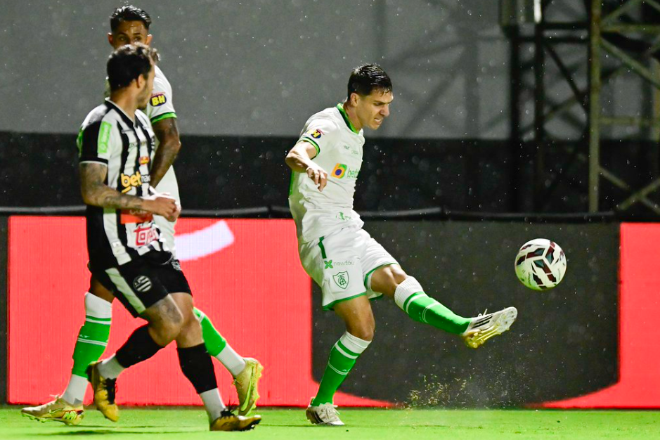 América marca no 2° tempo, empata com Athletic e garante primeiro ponto na Série B