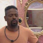 Leandro 'Boneco' volta para atendimento médico e cogita desistir do BBB 26