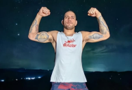 Poatan tem preparação bucólica no interior de MG para luta de cinturão do UFC