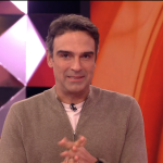 Tadeu Schmidt alerta sobre nova Prova do Líder hoje no BBB 26