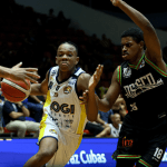 Garoto de apenas 14 anos estreia pelo Mogi no NBB; veja números