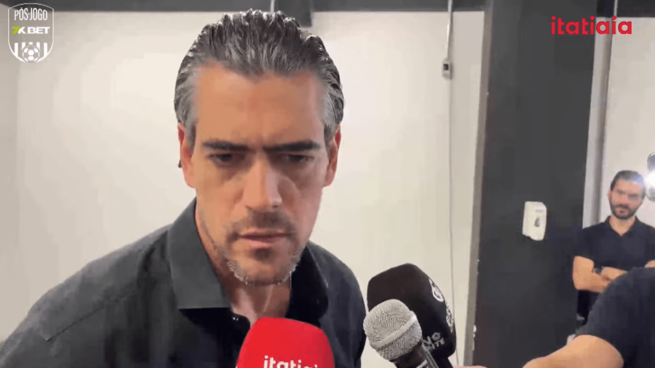 Bracks desmente possível pedido de 'Barba' para deixar o Atlético