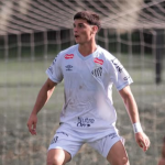 Santos acerta renovação de 'novo xodó' de Cuca; saiba detalhes