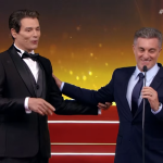Luciano Huck manda Celso Portiolli 'se lascar' no Troféu Imprensa 2026