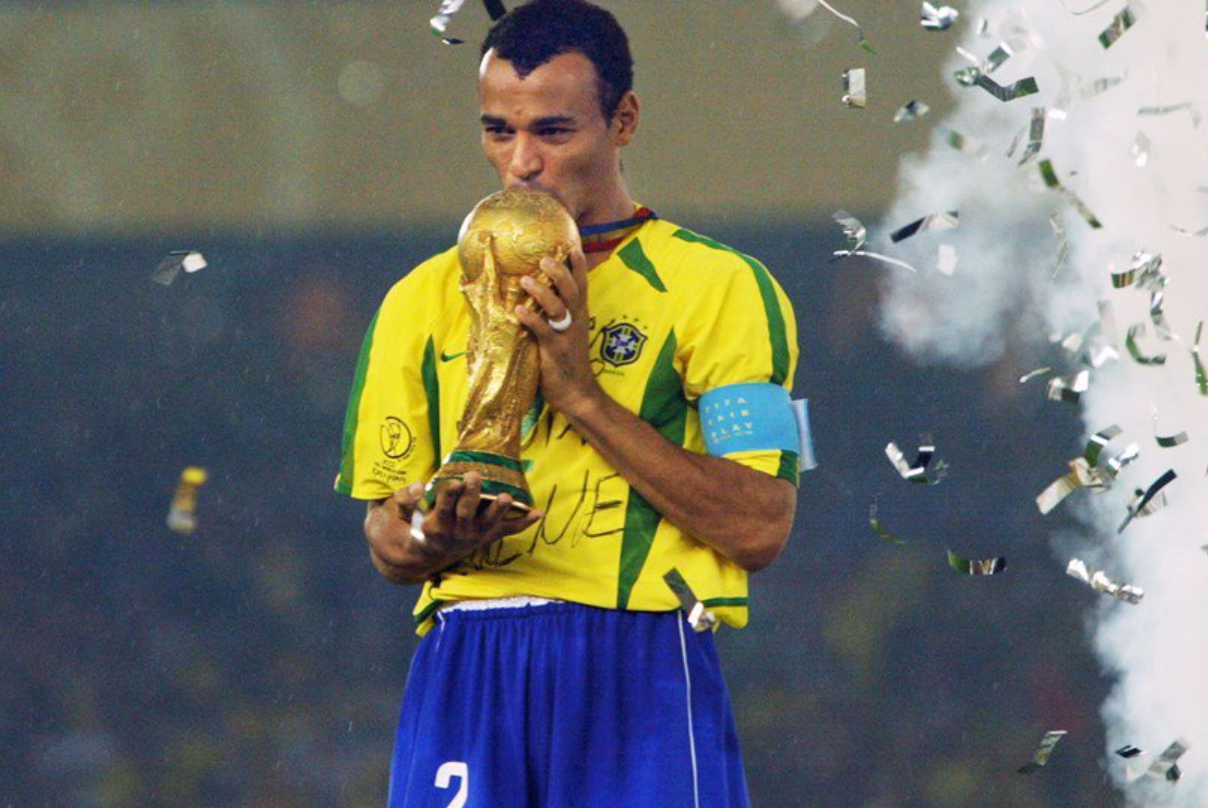 Copa do Mundo: quem é o brasileiro com mais jogos em Mundiais?