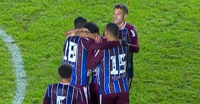 Caxias vence Volta Redonda e se aproxima da classificação na Copa Sul-Sudeste
