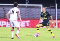 São Bernardo marca no fim e vence Botafogo-SP pela Série B