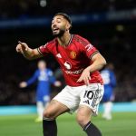 Brasileiro marca, e Manchester United vence Chelsea pela Premier League