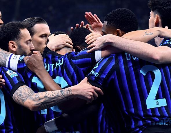Inter goleia Roma e aumenta vantagem na liderança do Campeonato Italiano