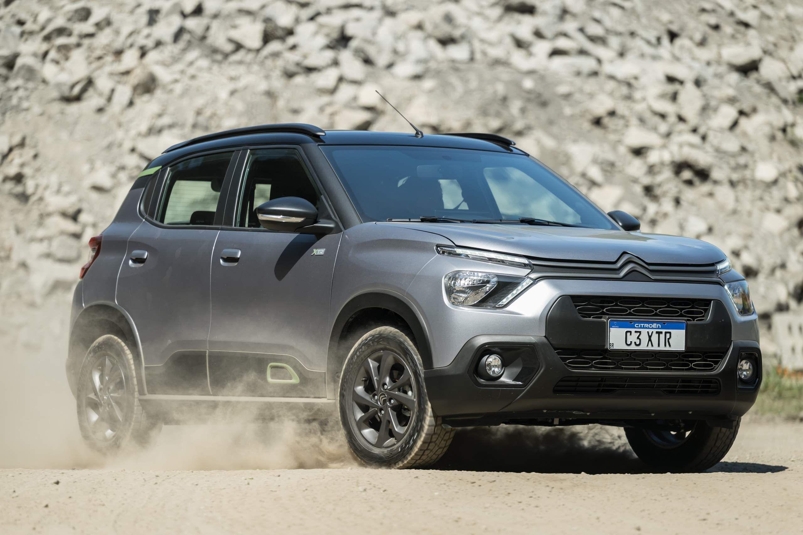 Citroën C3 2026 reduz preços e fica mais barato que Mobi e Kwid