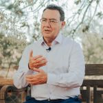 Pré-candidato à presidência, Augusto Cury propõe uso de drones contra feminicídio