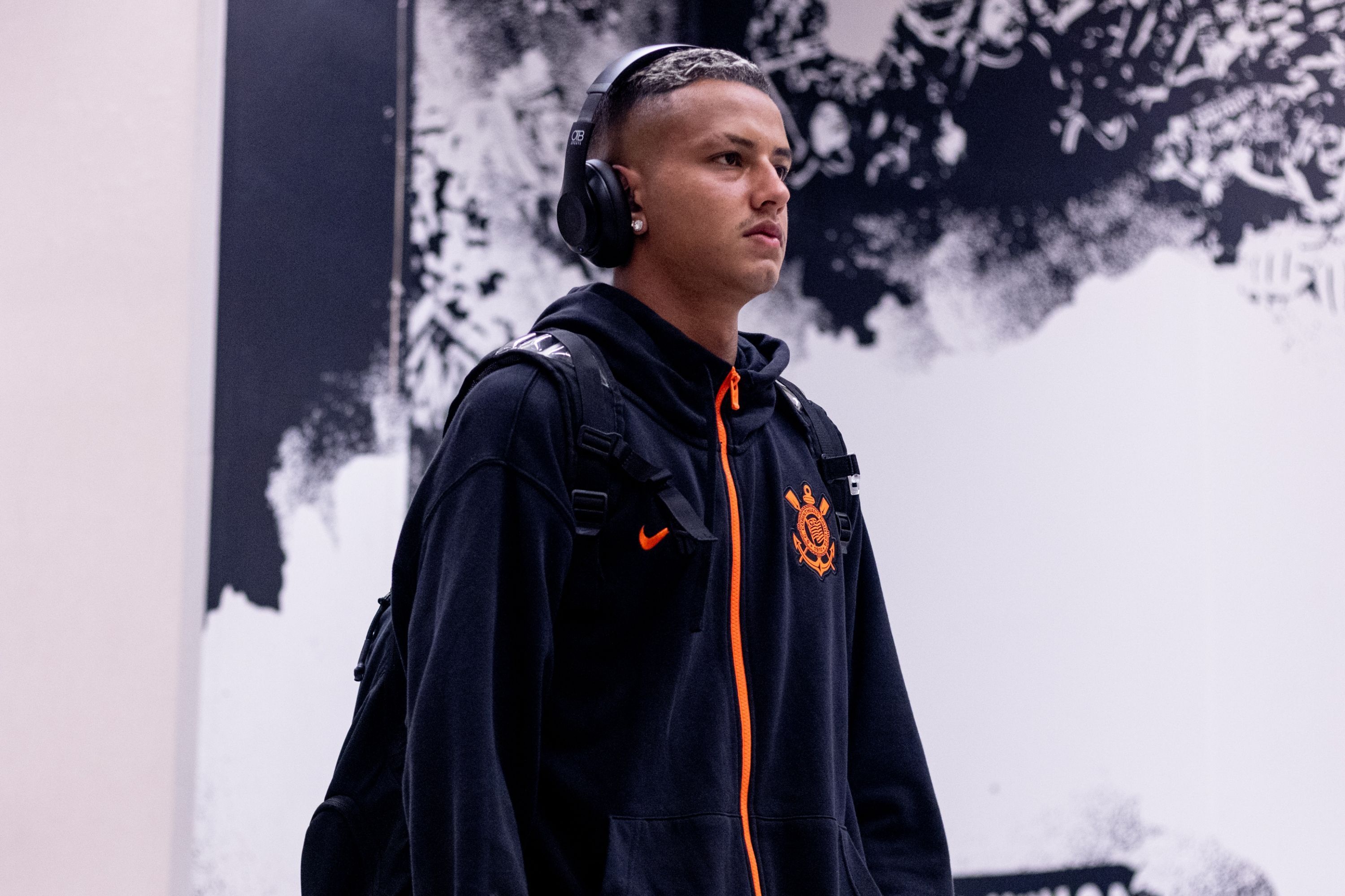 Titular do Corinthians sofre lesão grave e deve perder temporada