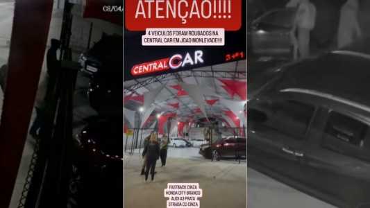 Criminosos furtam quatro carros em agência e ação dura apenas quatro minutos em MG; veja vídeo