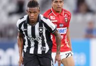 Destaque do Botafogo, Danilo detalha primeiros dias de trabalho de novo treinador