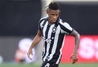 Técnico do Botafogo revela se está preocupado com eventuais saídas do elenco