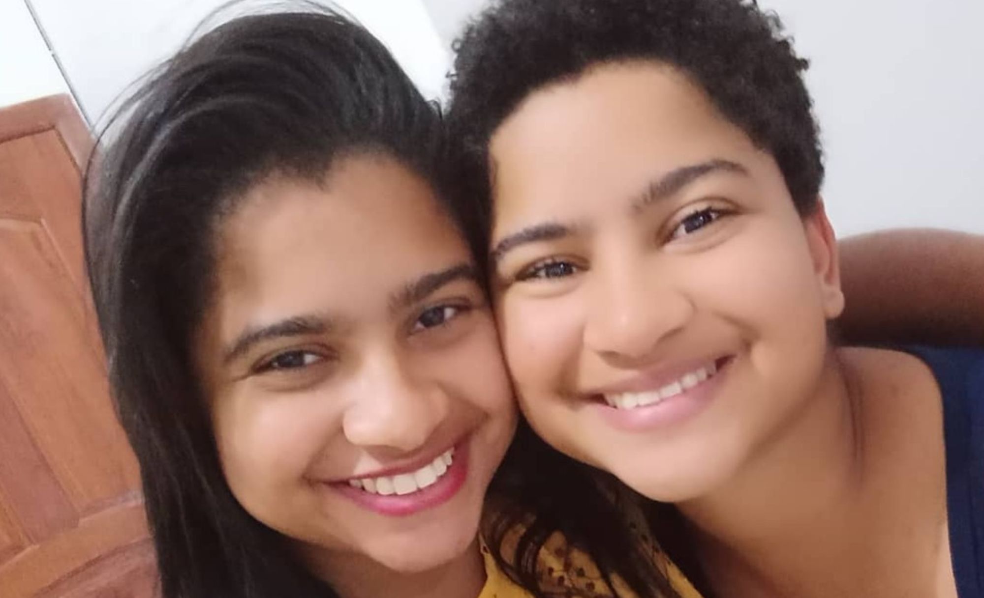 Irmã gêmea de Milena, do BBB 26, revela sofrimento antes da grande final